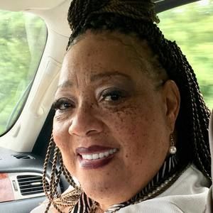 Meet your Posher, Donna